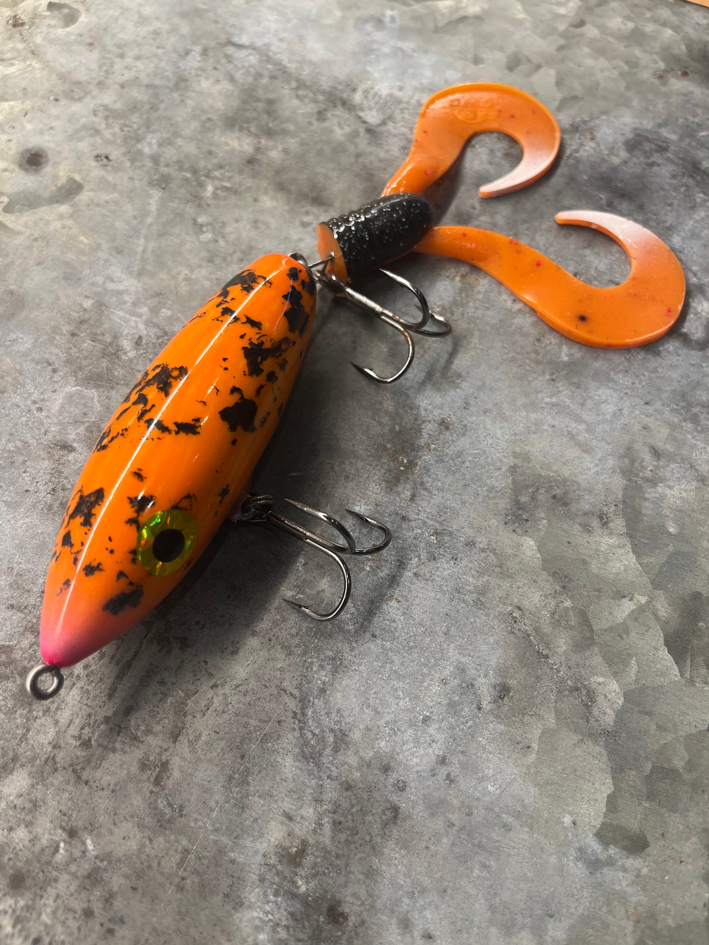 Rustic “Double-Twister Tail”